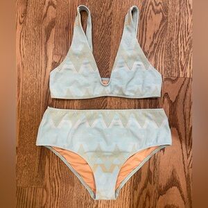 Seea brasilia bikini top (M) and bottom (L) in Alma pattern